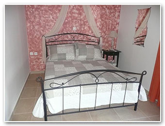 Labetia Apartments - Petries Evia